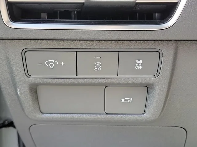 2025 Hyundai Sonata SE photo 11