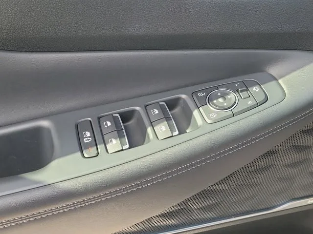 2023 Hyundai Santa Fe Limited photo 17