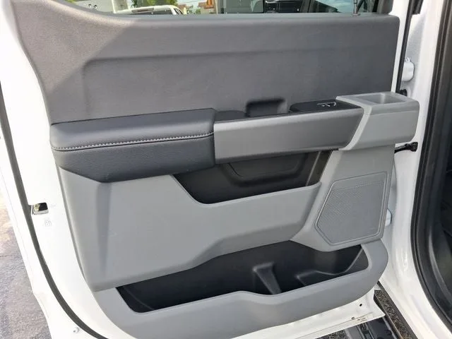 2026 Ford F-250SD XLT photo 9