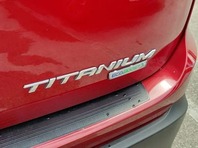 2018 Ford Edge Titanium photo 8