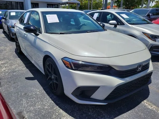 2024 Honda Civic Sport photo 2