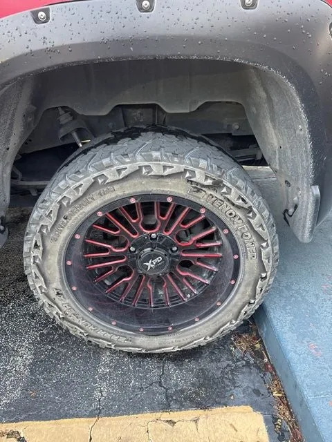 2018 Toyota Tundra Limited CrewMax photo 8