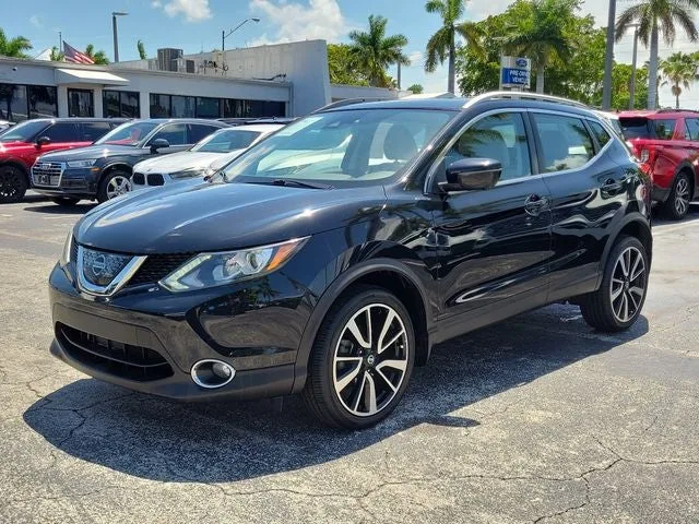 2017 Nissan Rogue Sport SL photo 32