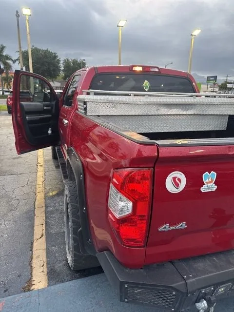 2018 Toyota Tundra Limited CrewMax photo 7