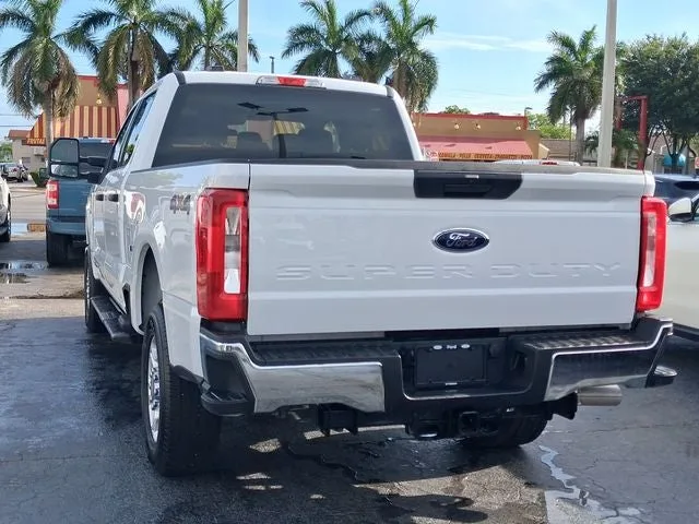 2026 Ford F-250SD XLT photo 3