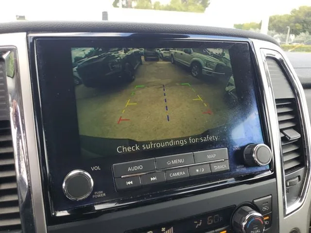 2021 Nissan Titan SV photo 25