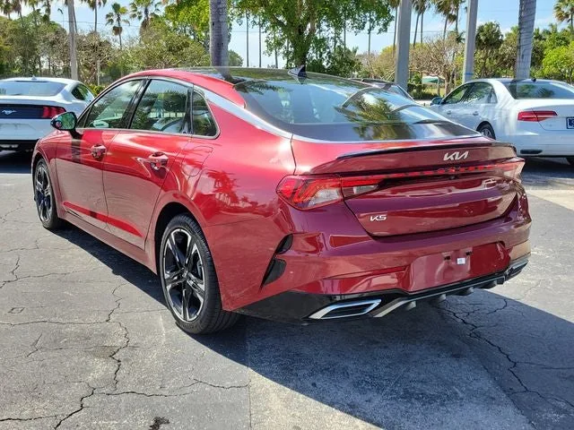 2023 Kia K5 GT-Line photo 4