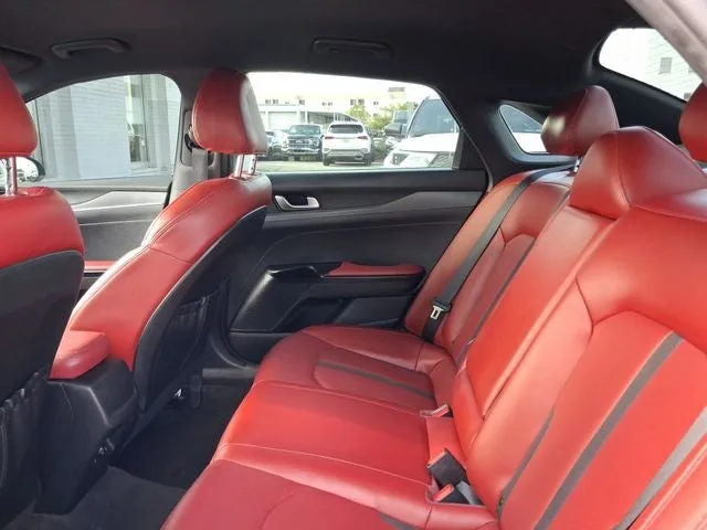 2023 Kia K5 GT-Line photo 6