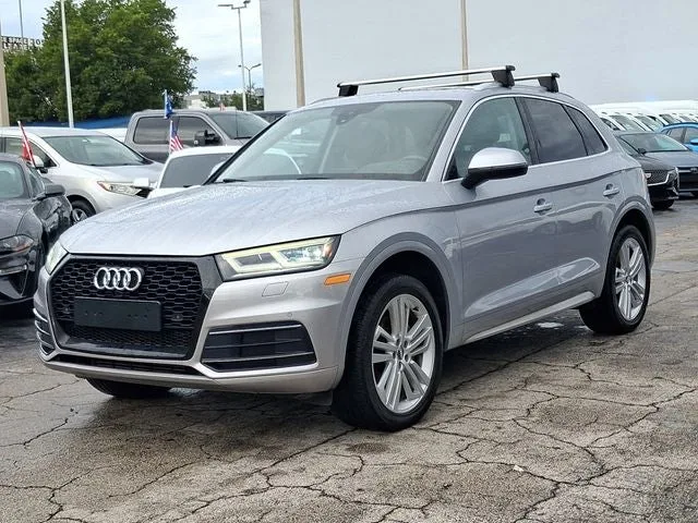 2019 Audi Q5 2.0T Premium Plus quattro photo 2