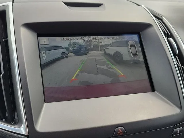 2018 Ford Edge Titanium photo 27