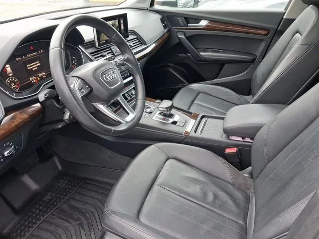 2019 Audi Q5 2.0T Premium Plus quattro photo 11