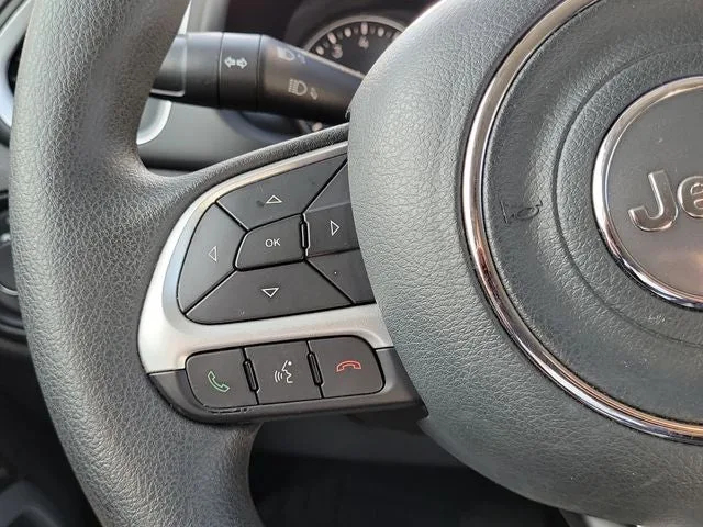 2019 Jeep Renegade Sport photo 16