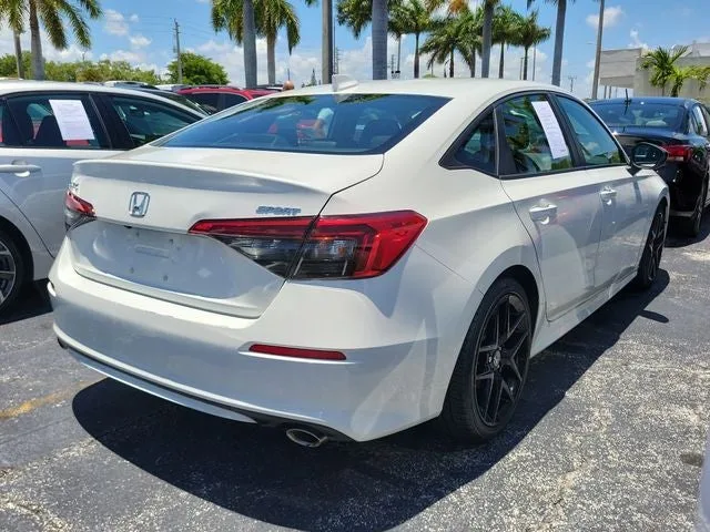 2024 Honda Civic Sport photo 3