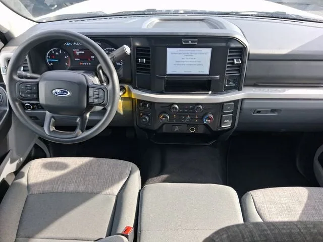 2026 Ford F-250SD XLT photo 7
