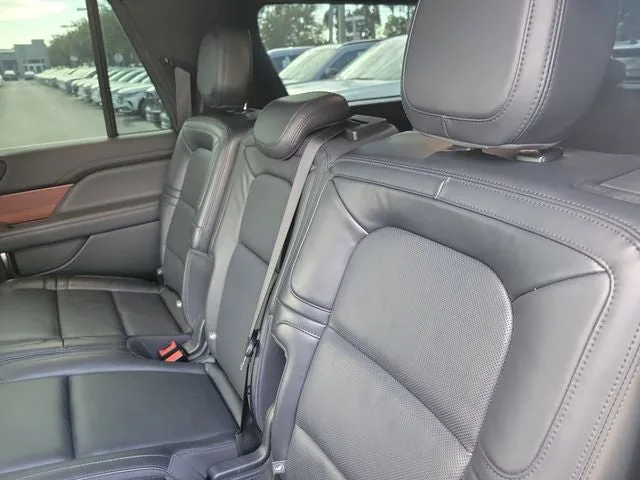 2024 Lincoln Navigator L Reserve photo 14