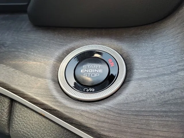 2025 Jeep Grand Cherokee Limited photo 22