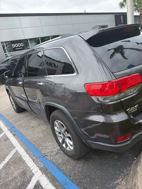 2015 Jeep Grand Cherokee Limited photo 2
