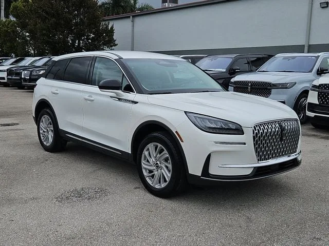 2024 Lincoln Corsair Premiere photo 24