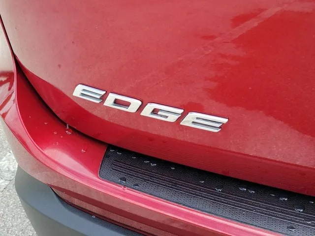 2018 Ford Edge Titanium photo 7