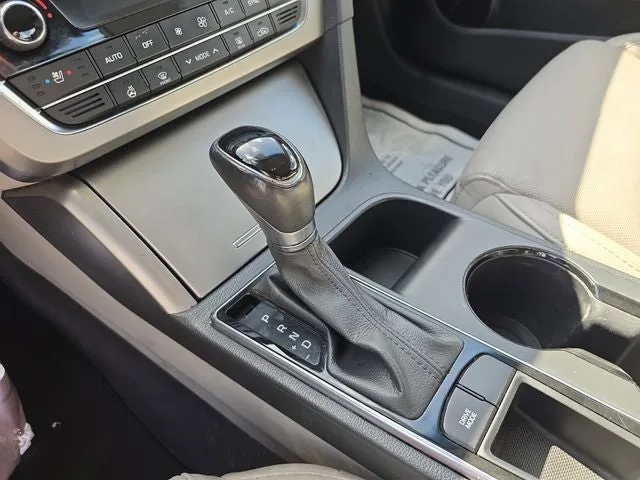 2015 Hyundai Sonata Limited photo 19