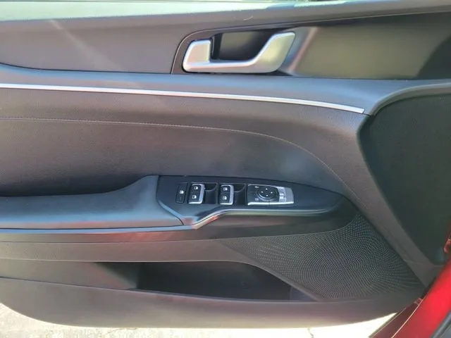 2023 Kia K5 GT-Line photo 13