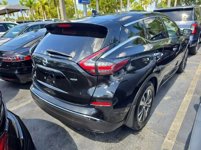 2019 Nissan Murano S photo 3
