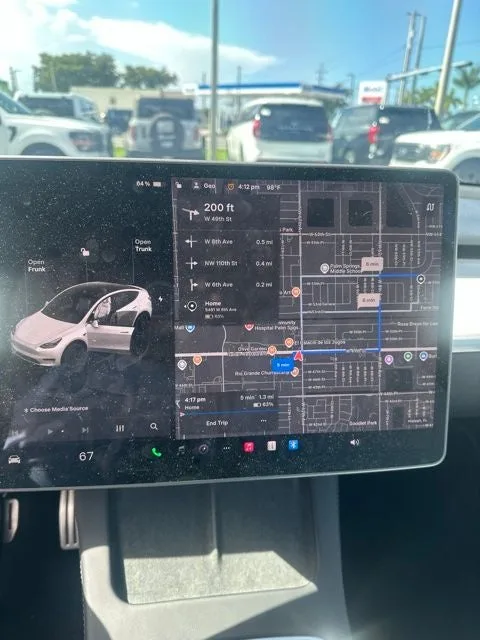 2024 Tesla Model Y Performance photo 20
