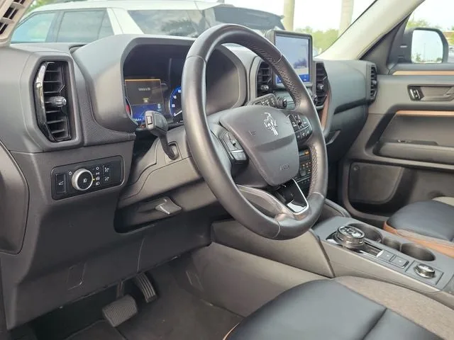 2024 Ford Bronco Sport Outer Banks photo 7