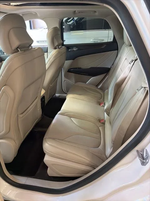 2019 Lincoln MKC Reserve photo 5