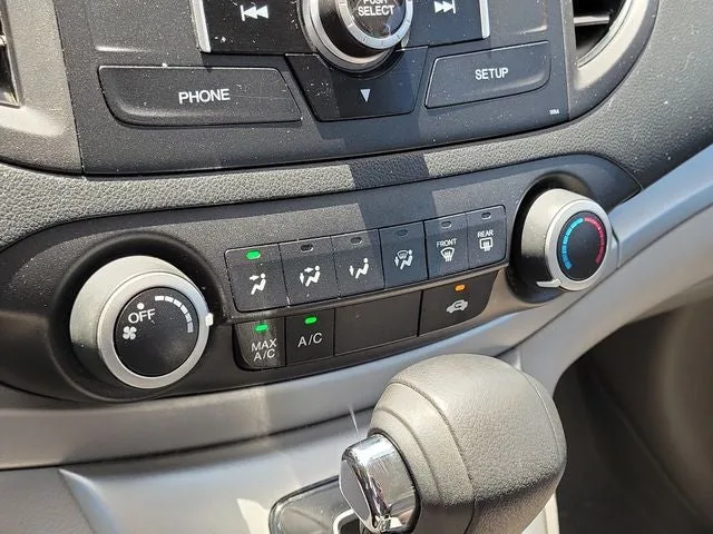 2014 Honda CR-V LX photo 25
