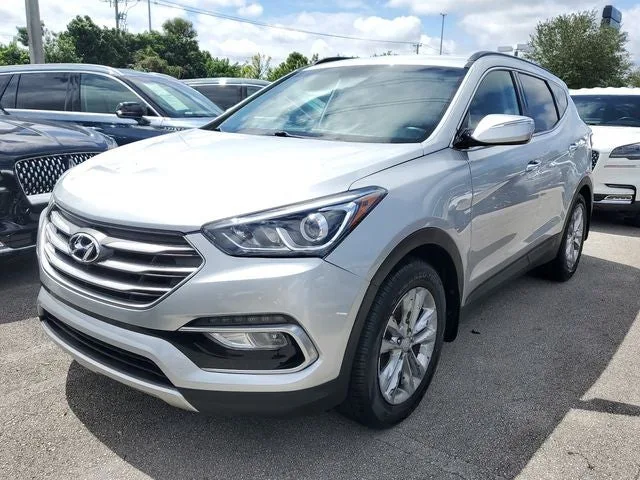 2018 Hyundai Santa Fe Sport 2.0T photo 2