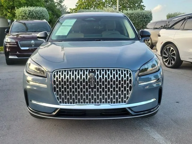 2024 Lincoln Corsair Premiere photo 2