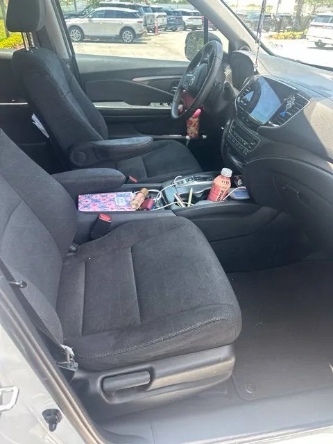 2021 Honda Pilot EX photo 10