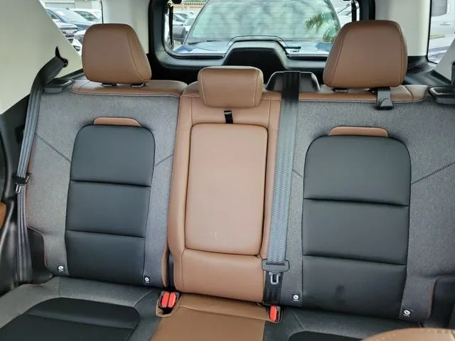 2024 Ford Bronco Sport Outer Banks photo 9