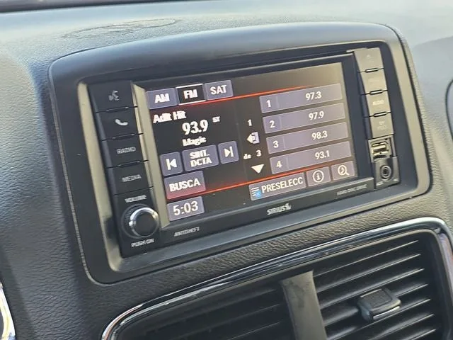 2020 Dodge Grand Caravan SXT photo 23