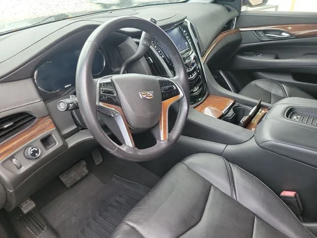 2020 Cadillac Escalade Base photo 14