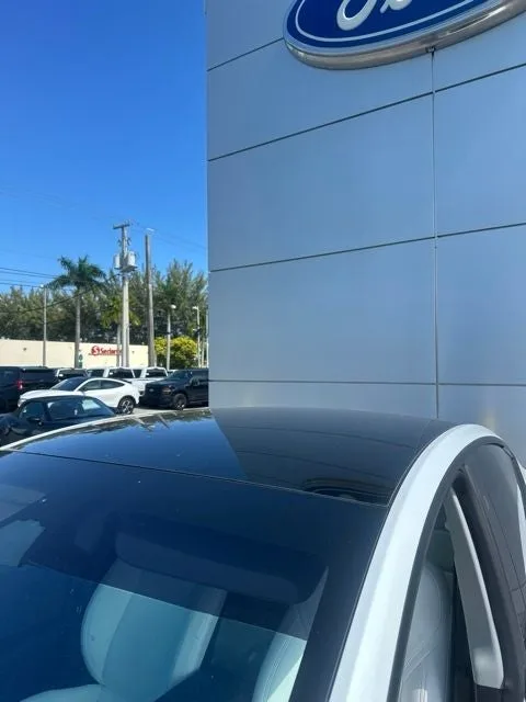 2024 Tesla Model Y Performance photo 4