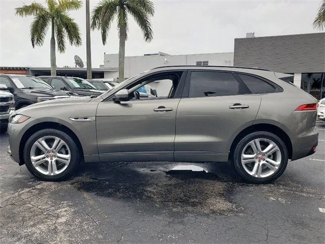2018 Jaguar F-PACE 20d R-Sport photo 2