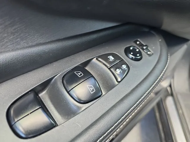 2019 Nissan Murano S photo 19