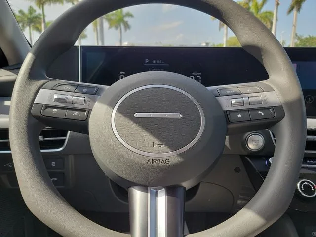 2025 Hyundai Sonata SE photo 18