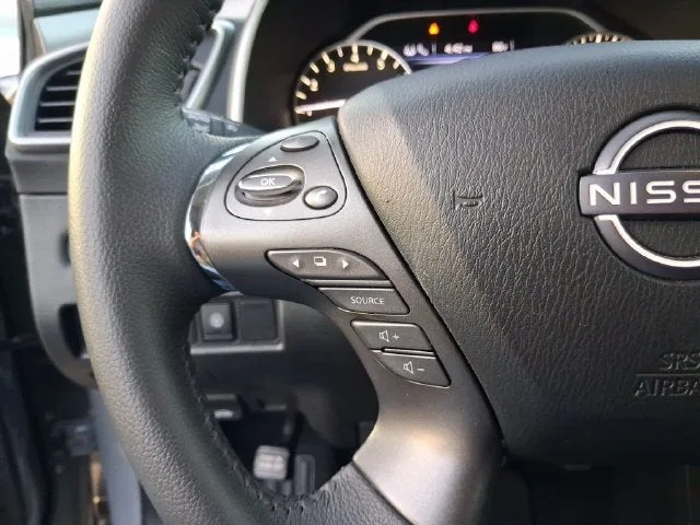 2023 Nissan Murano SV photo 16
