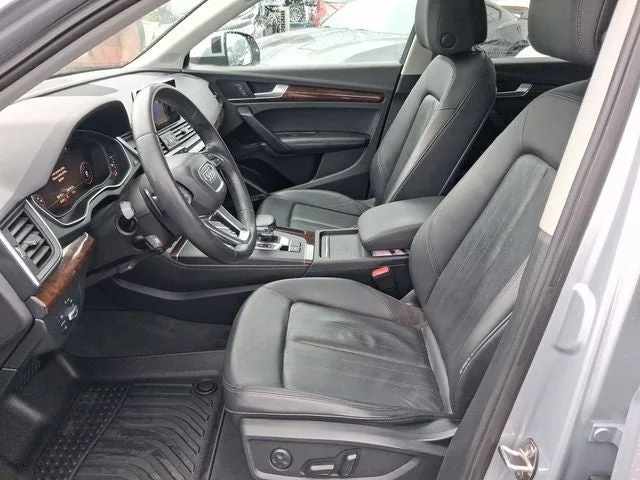 2019 Audi Q5 2.0T Premium Plus quattro photo 12