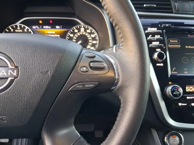 2023 Nissan Murano SV photo 17