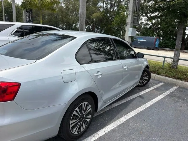 2014 Volkswagen Jetta 2.0L S photo 12