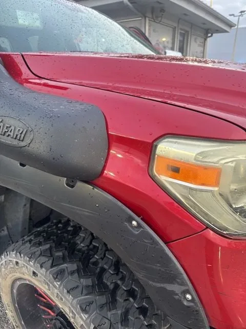 2018 Toyota Tundra Limited CrewMax photo 3