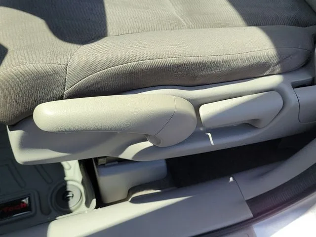 2014 Honda CR-V LX photo 12