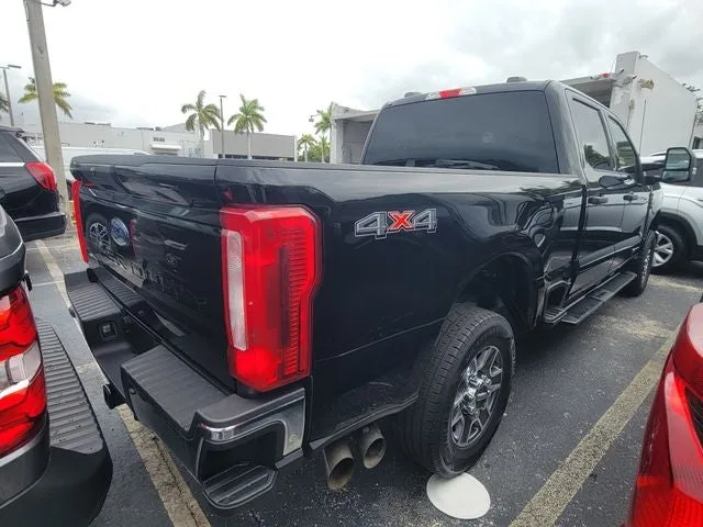 2025 Ford F-250SD XLT photo 3