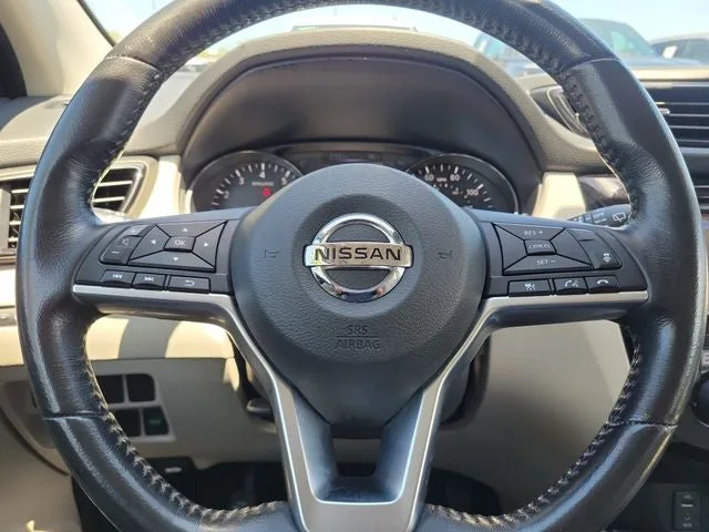 2017 Nissan Rogue Sport SL photo 20