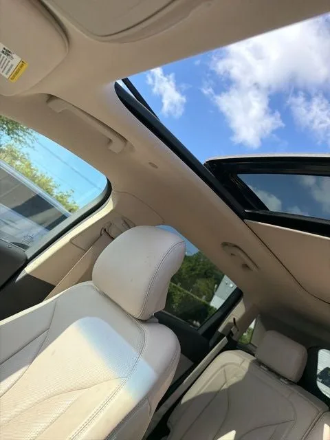 2016 Lincoln MKX Reserve photo 3