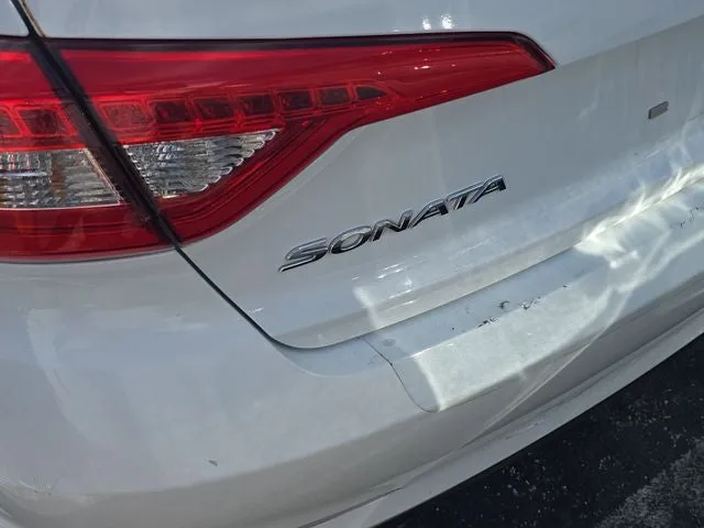 2015 Hyundai Sonata Limited photo 5